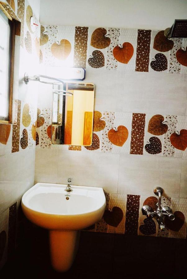 Fortis Rooms Kochi Esterno foto